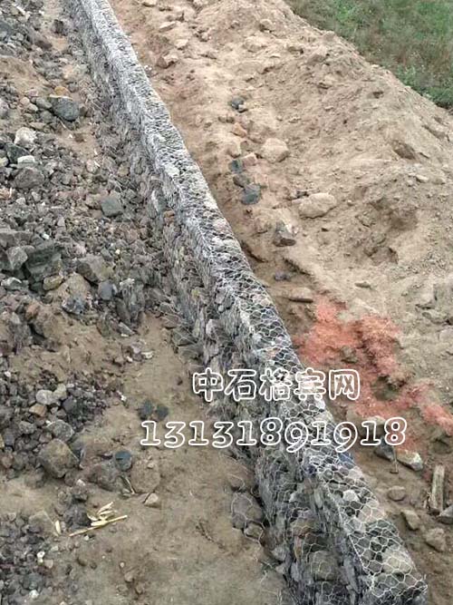 鍍鋅格賓網(wǎng)護(hù)岸價格規(guī)格13131891918